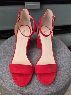 Reaction Kenneth Cole Red Suede Block Heel Sandals